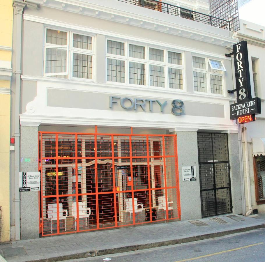 Forty8 Backpackers Hotel Cape Town Exterior photo