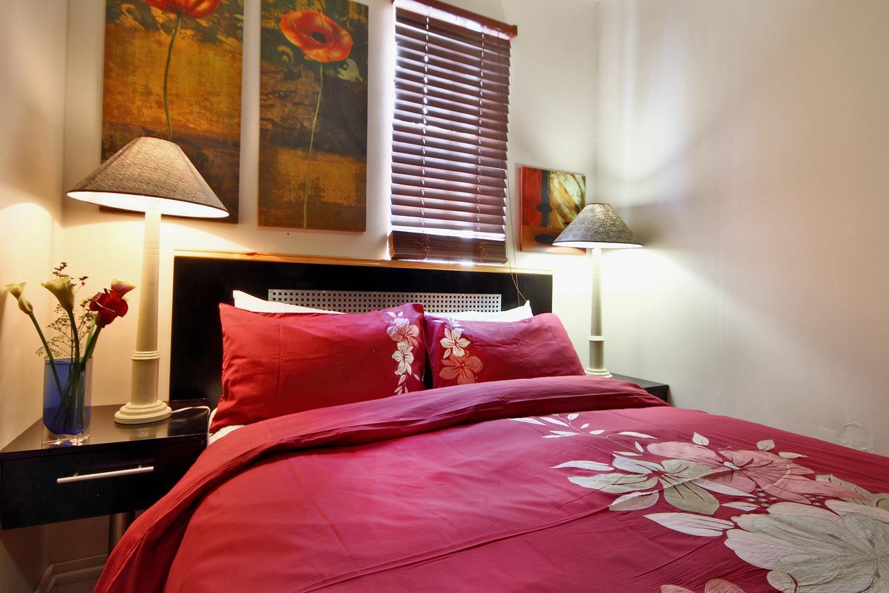 Forty8 Backpackers Hotel Cape Town Exterior photo